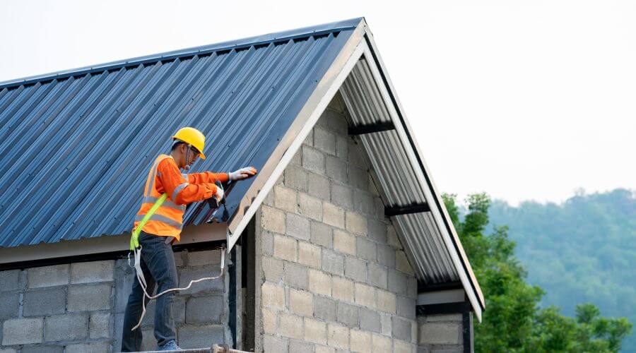 Professional Flat Roofing Installation in Yantis, TX